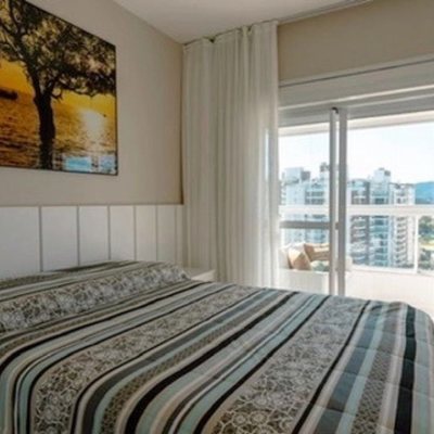 Apartamentos com 122m², 3 quartos, 1 suíte, 2 garagens, no bairro Agronômica em Florianópolis