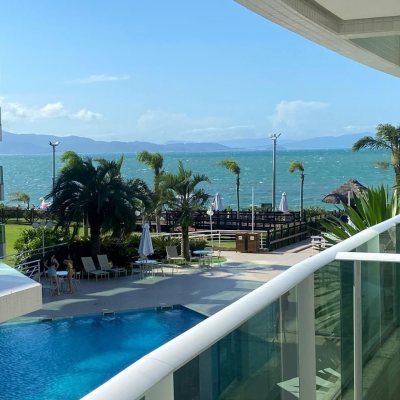 Apartamentos com 137m², 5 quartos, 4 suítes, 2 garagens, no bairro Canasvieiras em Florianópolis