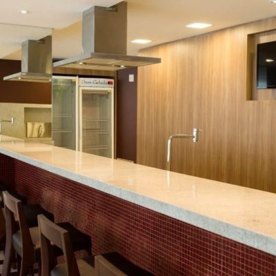 Apartamentos com 137m², 5 quartos, 4 suítes, 2 garagens, no bairro Canasvieiras em Florianópolis