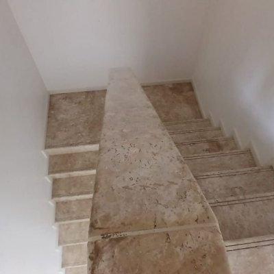 Casa Residencial com 237m², 5 quartos, 1 suíte, 6 garagens, no bairro Balneário em Florianópolis