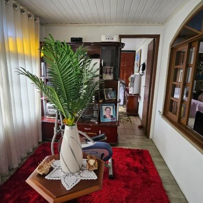 Casa Residencial com 180m², 4 quartos, 2 suítes, 2 garagens, no bairro Passa Vinte em Palhoça