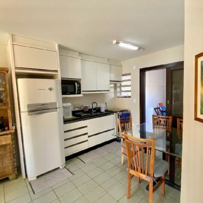 Casa em Condomínio com 73m², 2 quartos, 1 garagem, no bairro Jurerê em Florianópolis