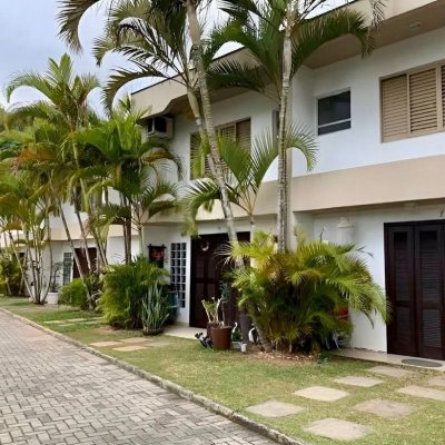 Casa em Condomínio com 73m², 2 quartos, 1 garagem, no bairro Jurerê em Florianópolis