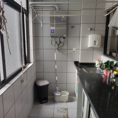 Apartamentos com 155m², 3 quartos, 1 suíte, 1 garagem, no bairro Estreito em Florianópolis