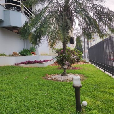 Apartamentos com 155m², 3 quartos, 1 suíte, 1 garagem, no bairro Estreito em Florianópolis