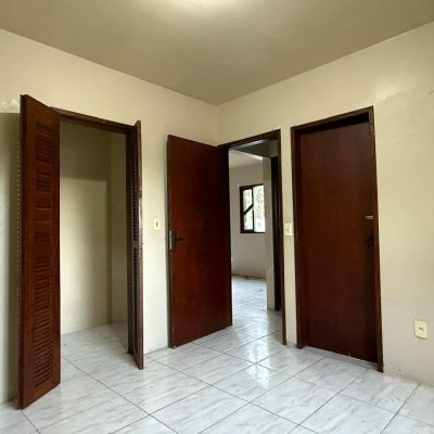 Casa Residencial com 140m², 4 quartos, 1 suíte, 1 garagem, no bairro Ingleses do Rio Vermelho em Florianópolis