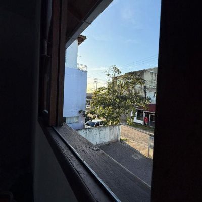 Casa Residencial com 140m², 4 quartos, 1 suíte, 1 garagem, no bairro Ingleses do Rio Vermelho em Florianópolis