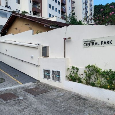 Apartamentos com 72m², 2 quartos, 1 suíte, 2 garagens, no bairro Itacorubi em Florianópolis