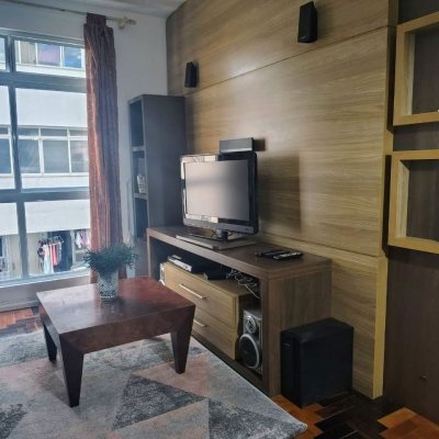 Apartamentos com 78m², 2 quartos, no bairro Centro em Florianópolis