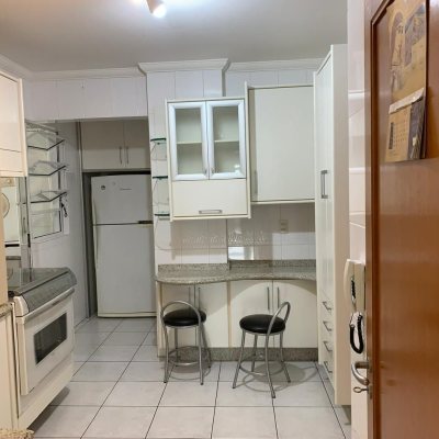 Apartamentos com 134m², 3 quartos, 1 suíte, 1 garagem, no bairro Kobrasol em São José