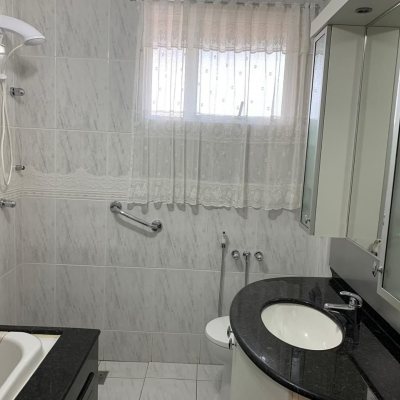 Apartamentos com 134m², 3 quartos, 1 suíte, 1 garagem, no bairro Kobrasol em São José