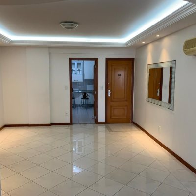 Apartamentos com 134m², 3 quartos, 1 suíte, 1 garagem, no bairro Kobrasol em São José