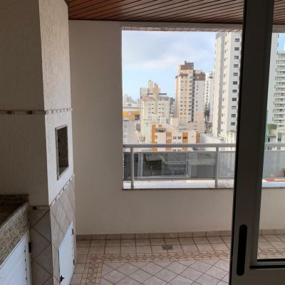 Apartamentos com 134m², 3 quartos, 1 suíte, 1 garagem, no bairro Kobrasol em São José