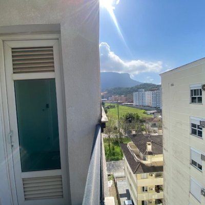 Apartamentos com 95m², 3 quartos, 1 suíte, 1 garagem, no bairro Pedra Branca em Palhoça