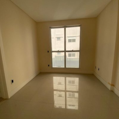Apartamentos com 95m², 3 quartos, 1 suíte, 1 garagem, no bairro Pedra Branca em Palhoça