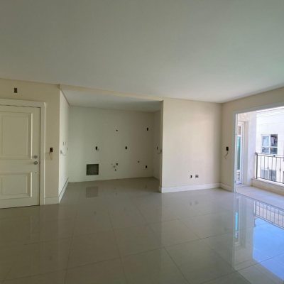Apartamentos com 95m², 3 quartos, 1 suíte, 1 garagem, no bairro Pedra Branca em Palhoça