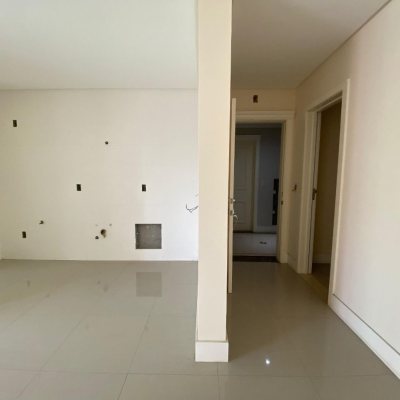 Apartamentos com 98m², 3 quartos, 1 suíte, 1 garagem, no bairro Pedra Branca em Palhoça