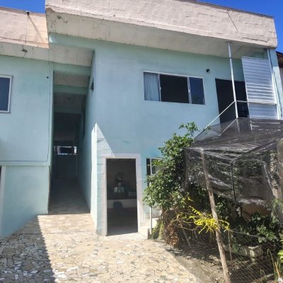 Casa Residencial/Comercial com 230m², 2 garagens, no bairro Jardim Cidade De Florianópolis em São José