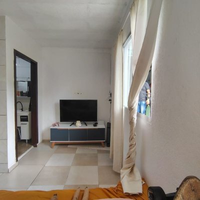 Casa Residencial/Comercial com 230m², 2 garagens, no bairro Jardim Cidade De Florianópolis em São José