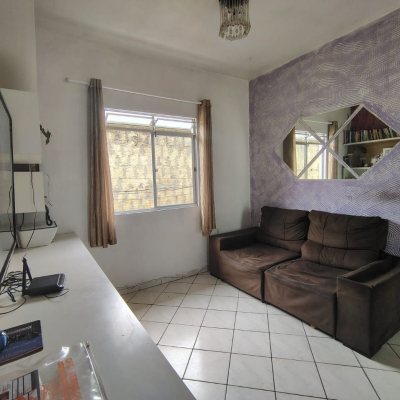 Casa Residencial/Comercial com 230m², 2 garagens, no bairro Jardim Cidade De Florianópolis em São José