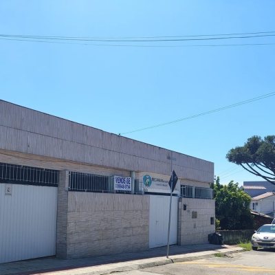 Casa Residencial/Comercial com 230m², 2 garagens, no bairro Jardim Cidade De Florianópolis em São José