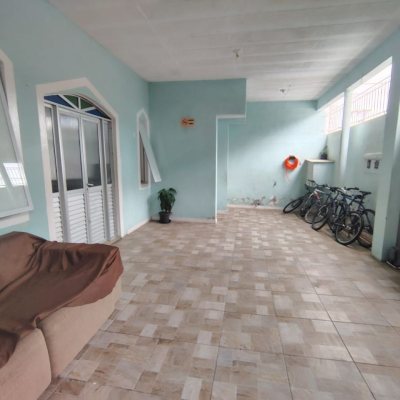 Casa Residencial/Comercial com 230m², 2 garagens, no bairro Jardim Cidade De Florianópolis em São José