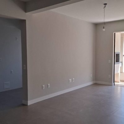 Apartamentos com 98m², 3 quartos, 1 suíte, 2 garagens, no bairro Monte Verde em Florianópolis