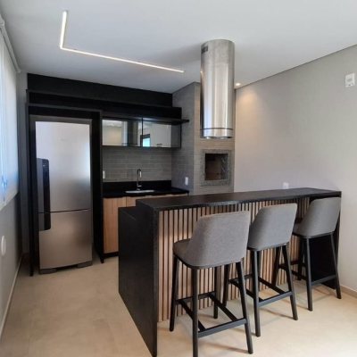 Apartamentos com 98m², 3 quartos, 1 suíte, 2 garagens, no bairro Monte Verde em Florianópolis