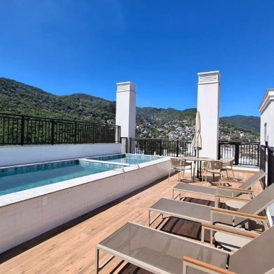 Apartamentos com 98m², 3 quartos, 1 suíte, 2 garagens, no bairro Monte Verde em Florianópolis