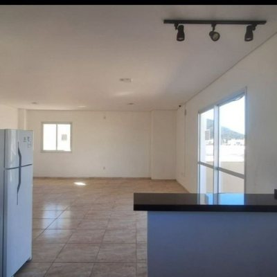 Apartamentos com 72m², 2 quartos, 1 suíte, 1 garagem, no bairro Ingleses em Florianópolis