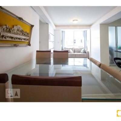 Cobertura com 179m², 4 quartos (sendo 1 suíte), 2 garagens, no bairro Carvoeira em Florianópolis