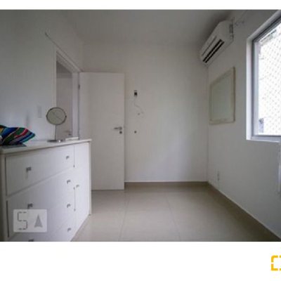 Cobertura com 179m², 4 quartos (sendo 1 suíte), 2 garagens, no bairro Carvoeira em Florianópolis