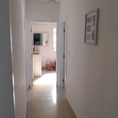 Cobertura com 179m², 4 quartos (sendo 1 suíte), 2 garagens, no bairro Carvoeira em Florianópolis