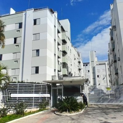 Cobertura com 179m², 4 quartos (sendo 1 suíte), 2 garagens, no bairro Carvoeira em Florianópolis