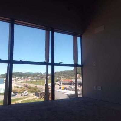 Sala com 27m², 1 garagem, no bairro Campeche em Florianópolis