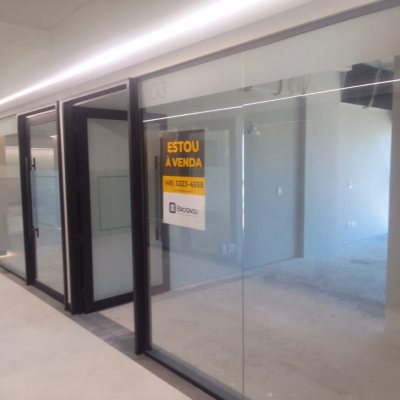 Sala com 27m², 1 garagem, no bairro Campeche em Florianópolis