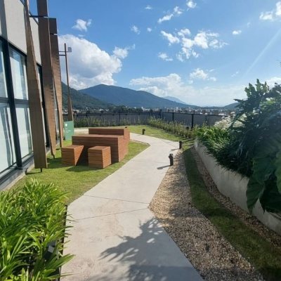 Sala com 27m², 1 garagem, no bairro Campeche em Florianópolis