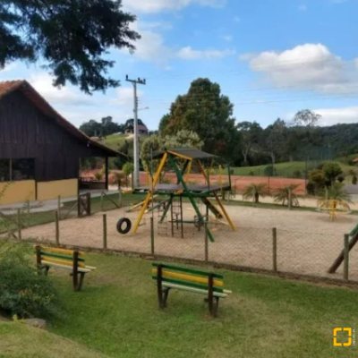 Chacara com 5112m², no bairro Invernadinha em Rancho Queimado