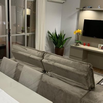 Apartamentos com 92m², 3 quartos, 1 suíte, 1 garagem, no bairro Centro em Florianópolis