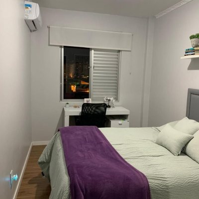 Apartamentos com 92m², 3 quartos, 1 suíte, 1 garagem, no bairro Centro em Florianópolis