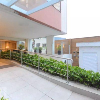 Apartamentos com 129m², 4 quartos, 1 suíte, 1 garagem, no bairro Centro em Florianópolis