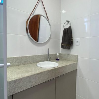 Apartamentos com 80m², 2 quartos, 1 suíte, 1 garagem, no bairro Ingleses do Rio Vermelho em Florianópolis