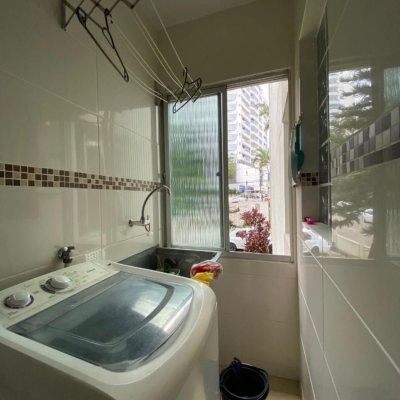 Apartamentos com 55m², 2 quartos, 1 garagem, no bairro Kobrasol em São José