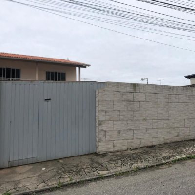 Casa Residencial com 260m², 3 quartos, 1 suíte, 6 garagens, no bairro Nossa Senhora Do Rosário em São José