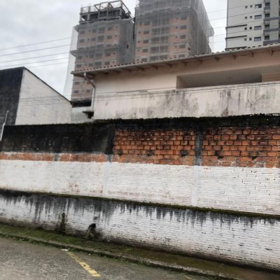 Casa Residencial com 260m², 3 quartos, 1 suíte, 6 garagens, no bairro Nossa Senhora Do Rosário em São José