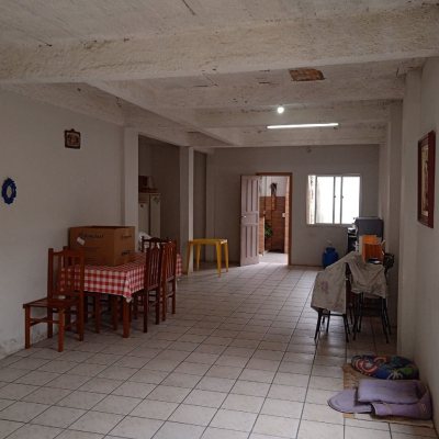 Casa Residencial com 260m², 3 quartos, 1 suíte, 6 garagens, no bairro Nossa Senhora Do Rosário em São José