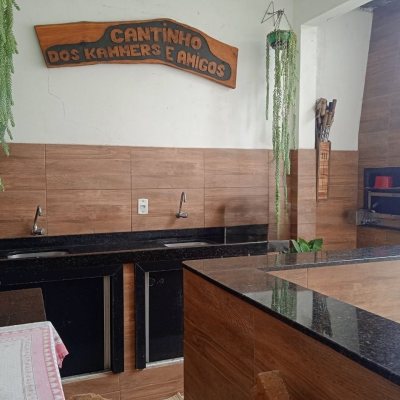 Casa Residencial com 260m², 3 quartos, 1 suíte, 6 garagens, no bairro Nossa Senhora Do Rosário em São José