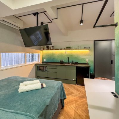 Apartamentos com 25m², 1 quarto, no bairro Centro em Florianópolis