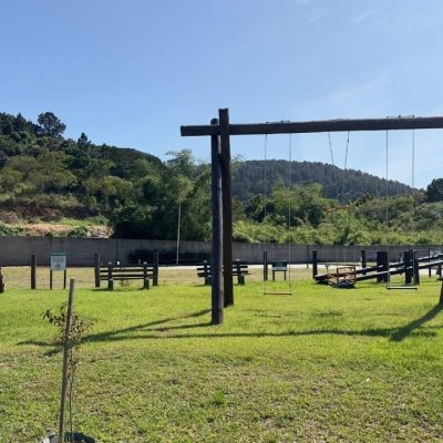 Casa em Condomínio com 189m², 3 quartos, 3 suítes, 5 garagens, no bairro Camboa em Governador Celso Ramos