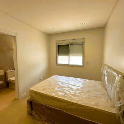 Casa em Condomínio com 189m², 3 quartos, 3 suítes, 5 garagens, no bairro Camboa em Governador Celso Ramos